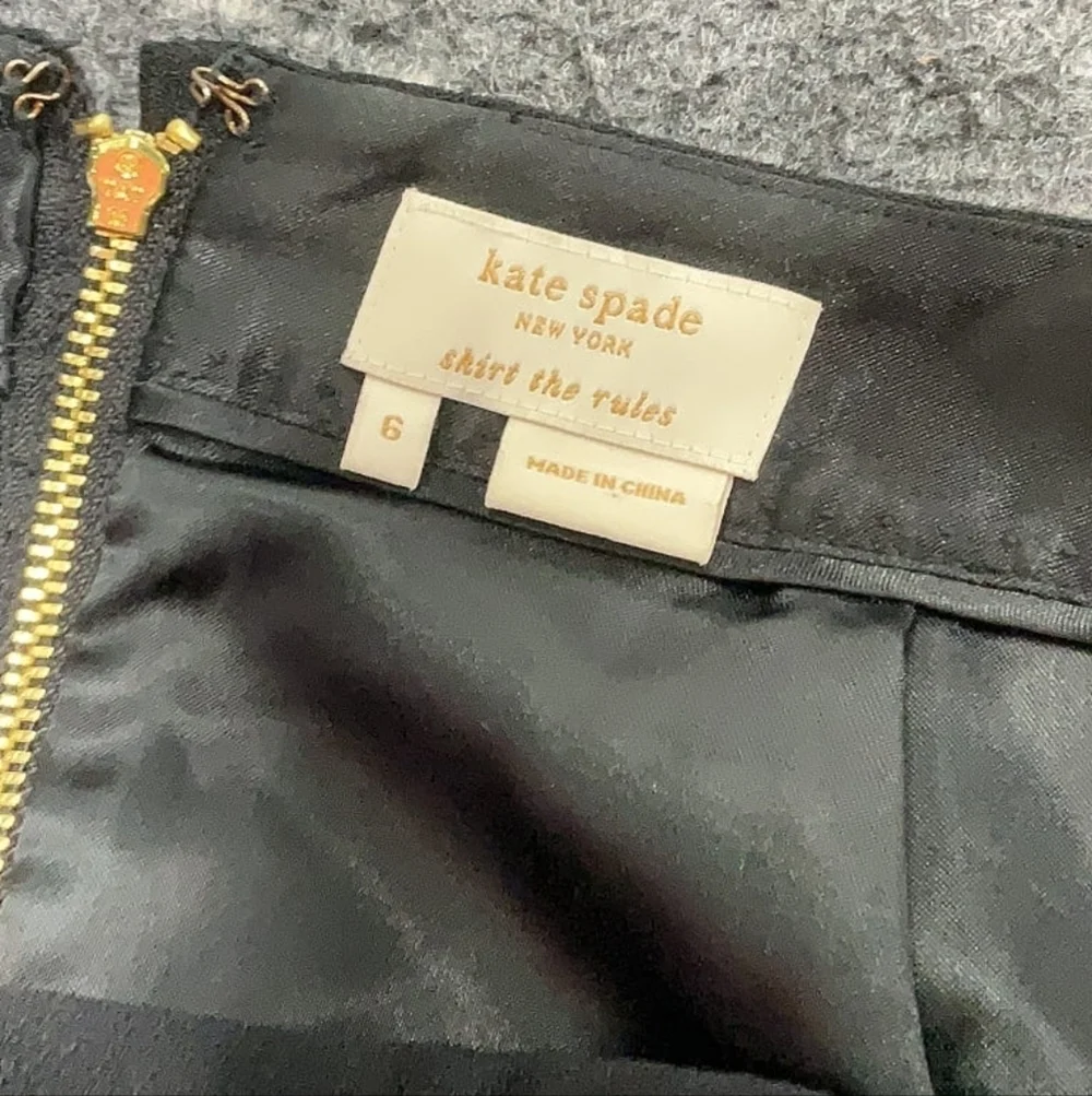 Kate Spade Black Wool Shift Skirt with Pleated Hem – Size 6 (EUC)